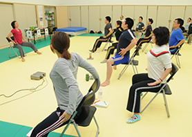 真新しい柔道場でのレッスンは気持ちいい