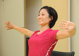 エクササイズ担当の栗田先生