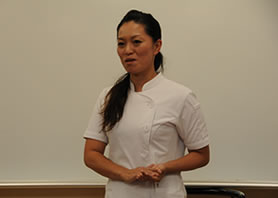 往診専門のママさん鍼灸師須賀先生