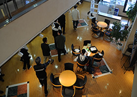 学生ロビーの見学