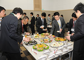 懇親会風景