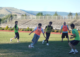 球技大会、前半戦。フットサルの様子です。