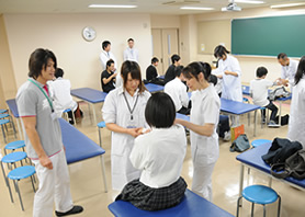 小笠原先生の「包帯の巻き方」