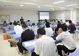 奨学金について詳しく説明