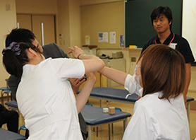 伊黒先生による「包帯の巻き方」