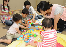 今秋託児所設置に向け、臨時託児所を設置しました